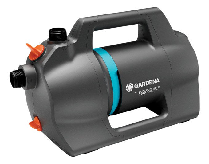 GARDENA Gartenpumpe 5000 Silent in Anthrazit, kompaktes Gehäuse mit Anschlüssen für Gartenschläuche und Bewässerungssysteme, robuste Bauweise.