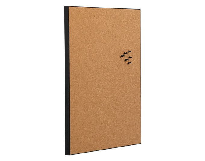 Schwarze Pinnwand aus Kork mit MDF-Trägerplatte und Kunststoffrahmen, rechteckige Form, Grösse 43.2x58.4 cm, von ZELLER PRESENT.