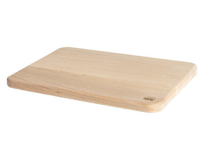 Braunes Holzbrett aus Buchenholz von MARCATO, Modell L Classic, rechteckige Form, Masse 37x27x2.5 cm, geeignet zum Schneiden und Servieren.