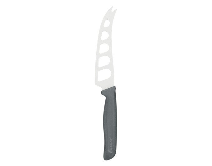 ZYLISS Käsemesser mit silbergrauer Edelstahlklinge und hellem Griff aus Weizenstrohmaterial, längliche schlanke Form auf neutralem Hintergrund.