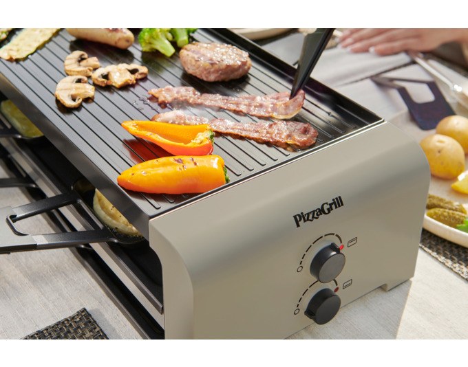 Tischgrill STÖCKLI PizzaGrill 4 Connect Set in Ivory Gold mit acht antihaftbeschichteten Pfännchen und wendbarer Aluguss-Grillplatte.