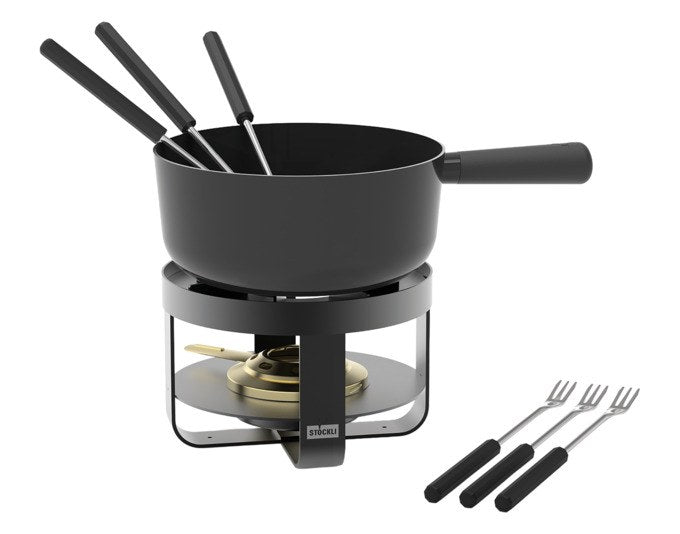 Schwarzes Fondueset STÖCKLI Pilatus Steel Emotion mit rundem Caquelon aus Stahl-Email, Rechaud, Pastenbrenner und sechs Käsefonduegabeln.