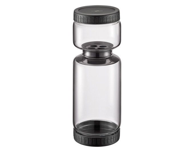 Abtropfglas Twist von KÜCHENPROFI aus Borosilikatglas mit schwarzem Schraubdeckel, Silikonsiebeinsatz und zwei Kammern für eingelegte Lebensmittel.