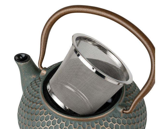 Teekanne Jiangxi von BREDEMEIJER aus Gusseisen, 0.7 Liter Fassungsvermögen, mit herausnehmbarem Edelstahlfilter und strukturierter Oberfläche in Beige.