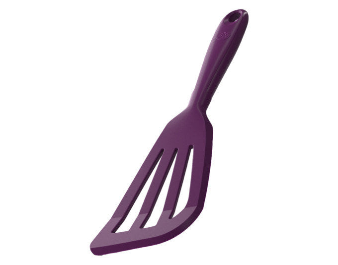Lila Eckwender aus Silikon mit Edelstahlkern, 24 cm lang, abgeschrägte Form mit Schlitzstruktur zum Wenden von Speisen.
