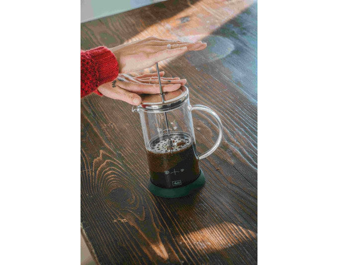 MELITTA Kaffeezubereiter mit transparenter Glaskanne aus Borosilikatglas, silbernem Presssieb aus Edelstahl und isolierendem Griff, Fassungsvermögen 1000 ml.