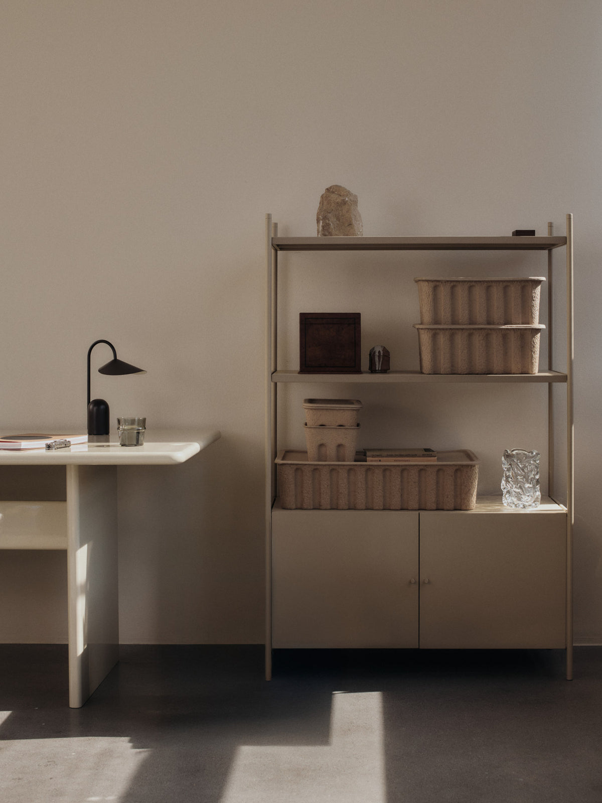 Aufbewahrungsbox 2er Set in Braun präsentiert im Onlineshop von KAQTU Design AG. Aufbewahrungsbox ist von Ferm Living
