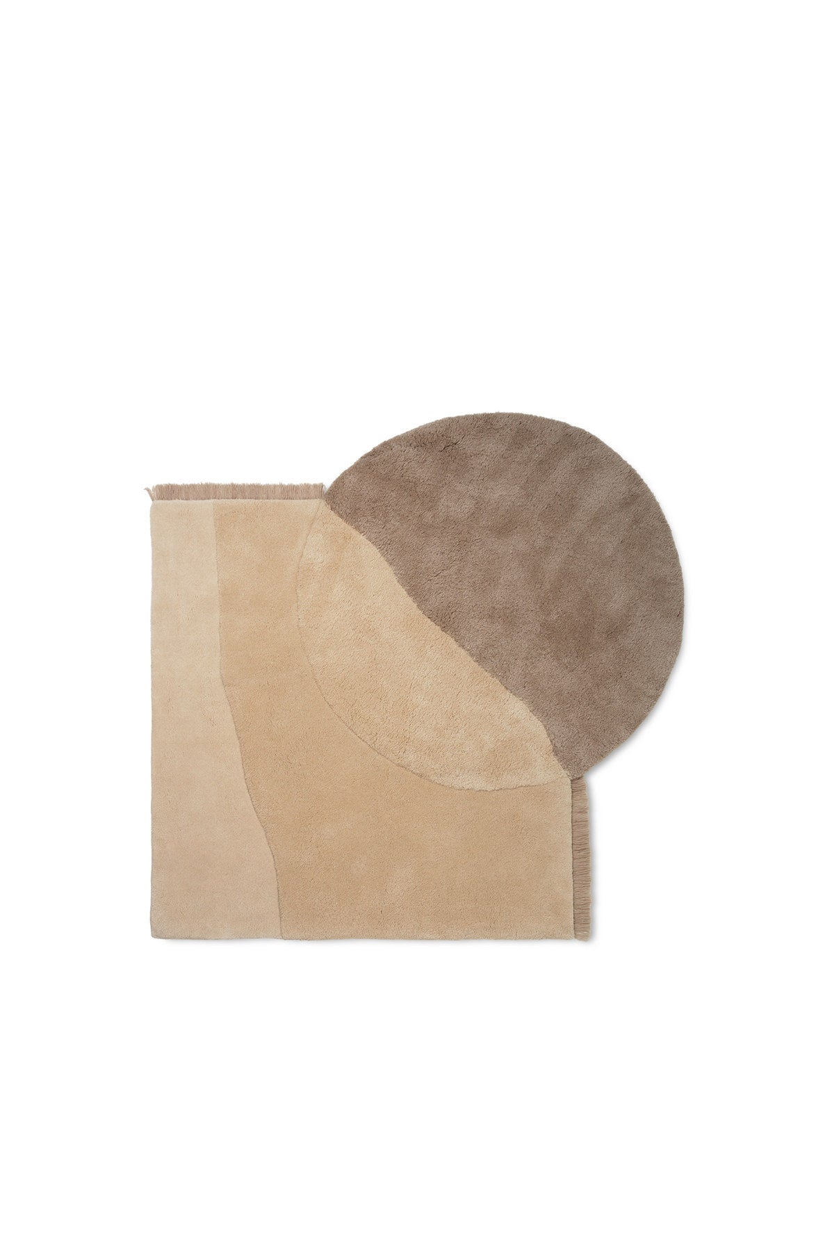 View Teppich in Beige präsentiert im Onlineshop von KAQTU Design AG. Teppich ist von Ferm Living