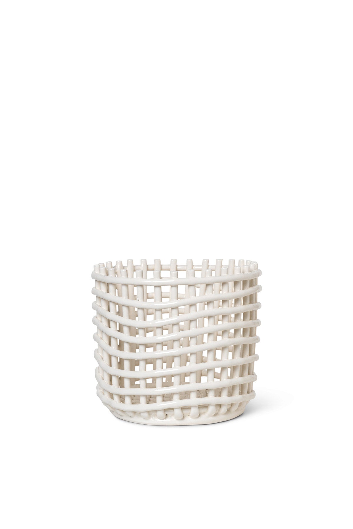 Braided geflechteter Korb gross in Cremeweiss präsentiert im Onlineshop von KAQTU Design AG. Aufbewährungskörbe ist von Ferm Living