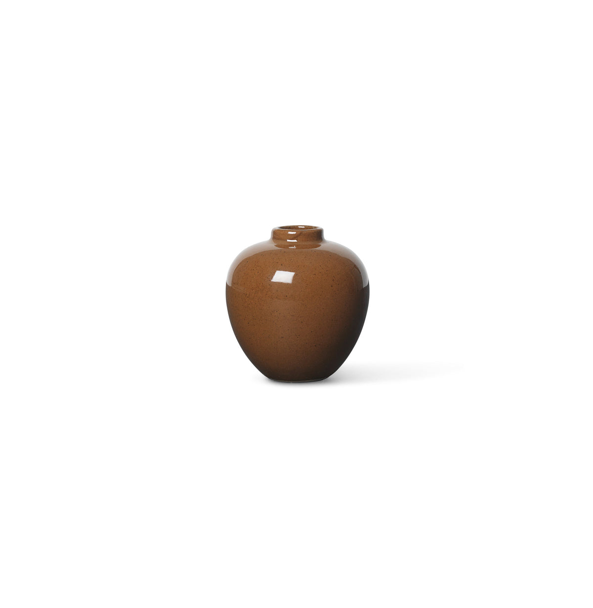 Kleine braune Porzellanvase Ary Mini-Vase von Ferm Living mit glasierter Oberfläche und runder, antik inspirierter Form, Durchmesser 6.5cm.