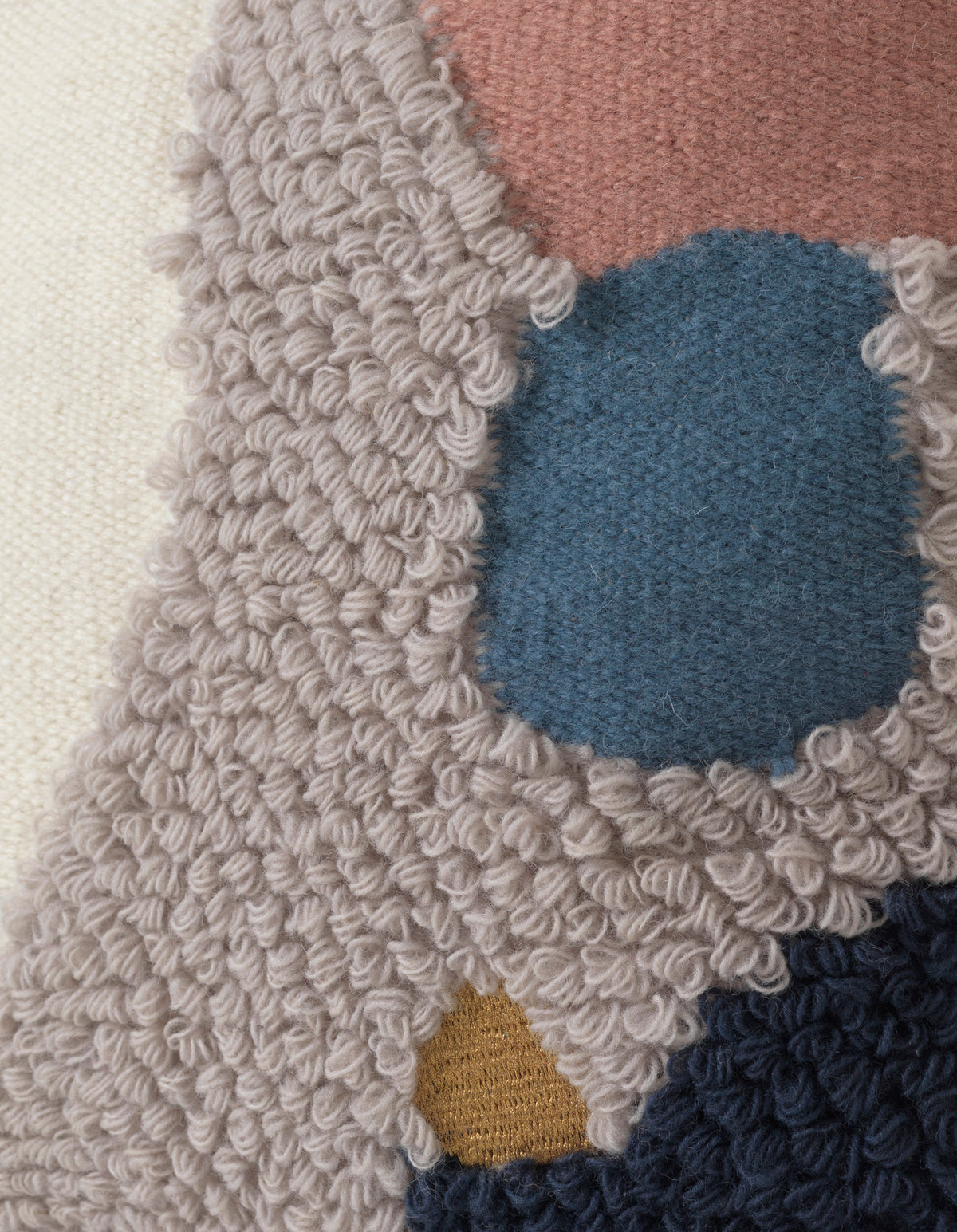 Loop Kissenbezug in Landscape präsentiert im Onlineshop von KAQTU Design AG. Deko Kissenbezug ist von Ferm Living