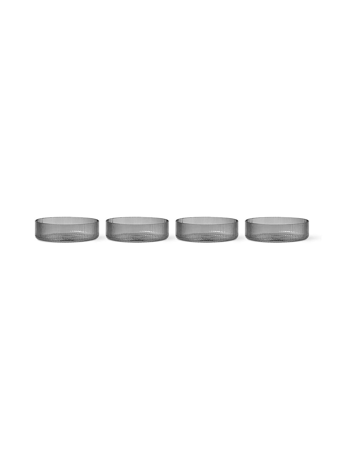 Ripple Servierschüssel 4er Set in Hellgrau präsentiert im Onlineshop von KAQTU Design AG. Schüssel ist von Ferm Living