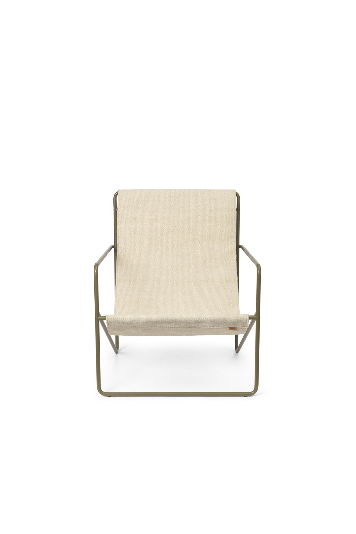 Desert Loungestuhl in Olive/Cloud präsentiert im Onlineshop von KAQTU Design AG. Outdoor-Sessel mit Armlehnen ist von Ferm Living
