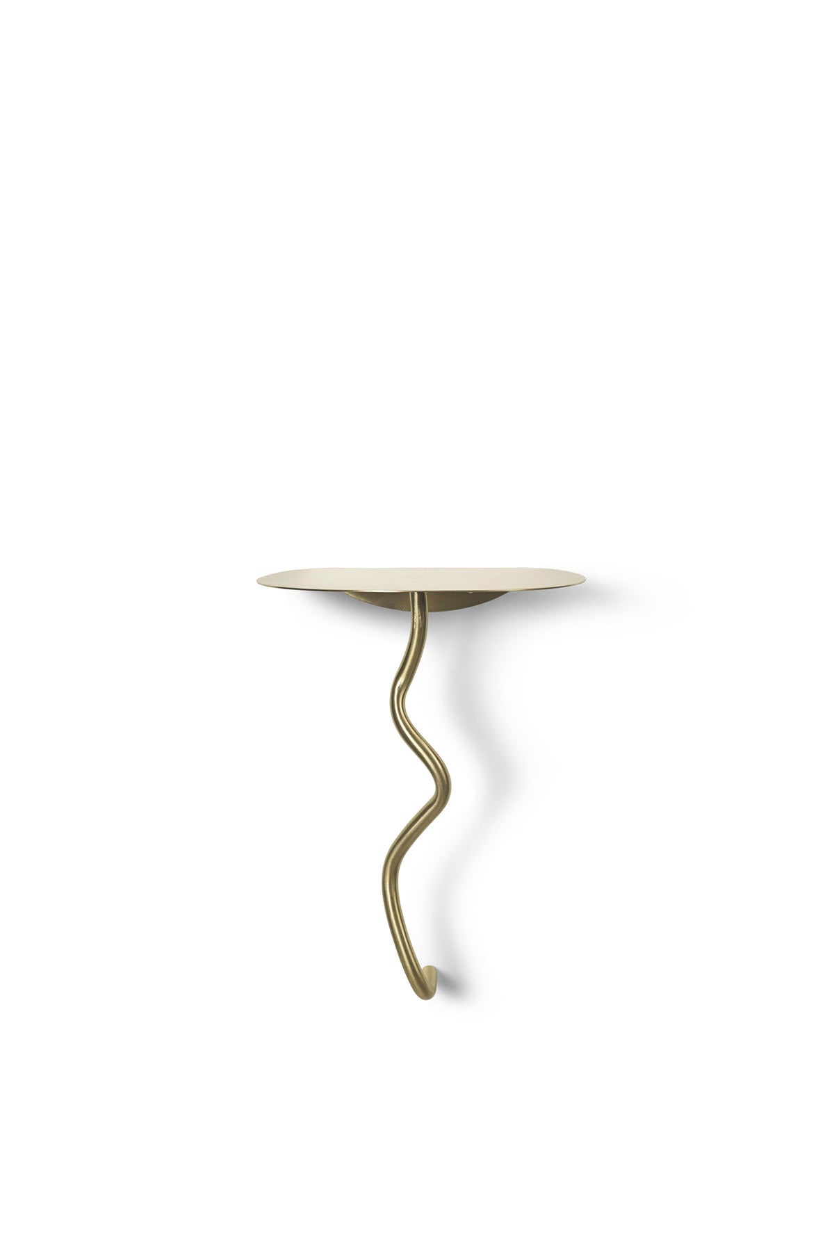 Wandmontierter Beistelltisch Curvature von Ferm Living aus Edelstahl mit geschwungener Form, kompakte Ablagefläche für den Wohnbereich.
