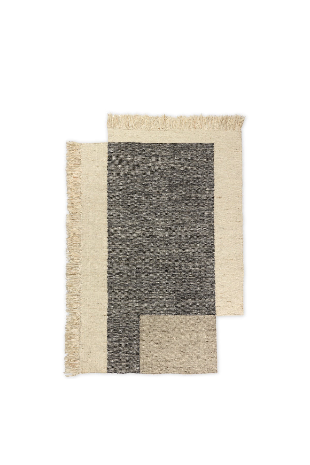 Counter Teppich in Charcoal/Off-white präsentiert im Onlineshop von KAQTU Design AG. Teppich ist von Ferm Living