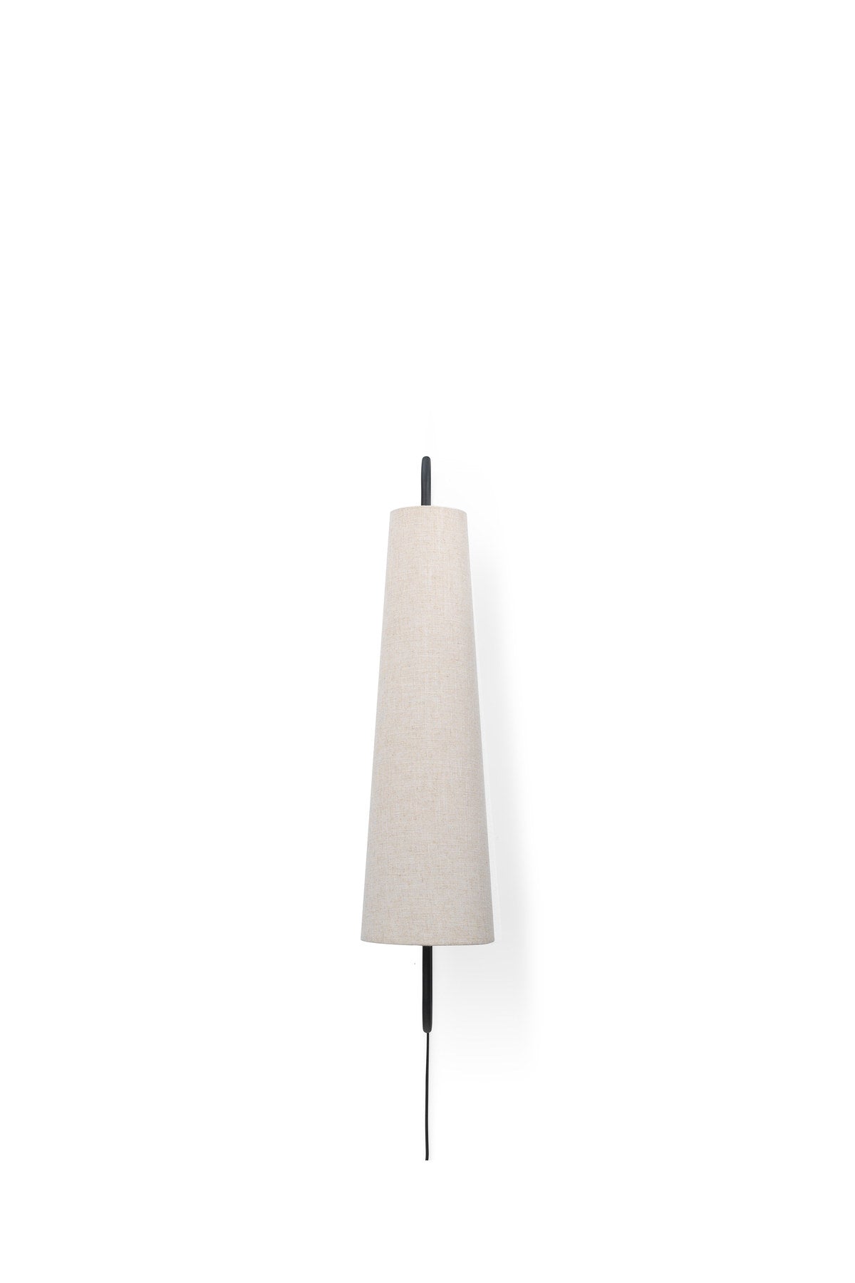 Ancora Wandleuchte 100 in Black/Natural präsentiert im Onlineshop von KAQTU Design AG. Wandleuchte ist von Ferm Living