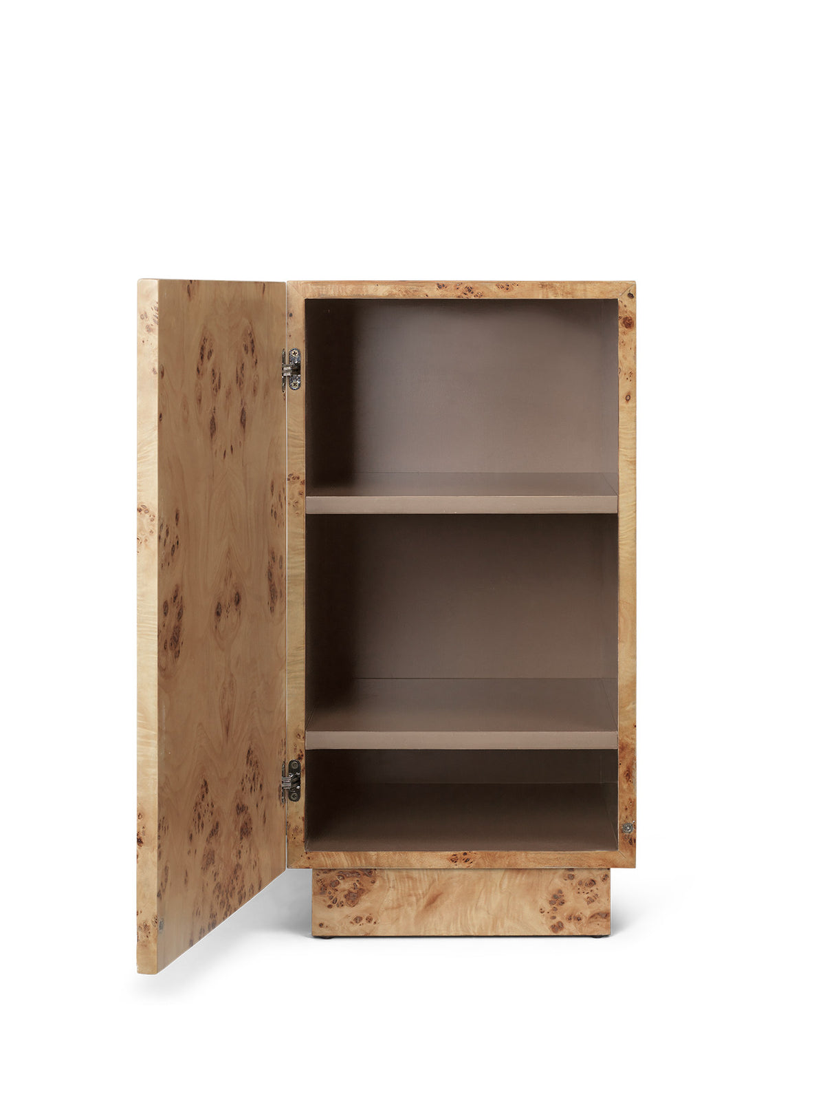 Burl Beistelltisch in Natural präsentiert im Onlineshop von KAQTU Design AG. Beistelltisch ist von Ferm Living