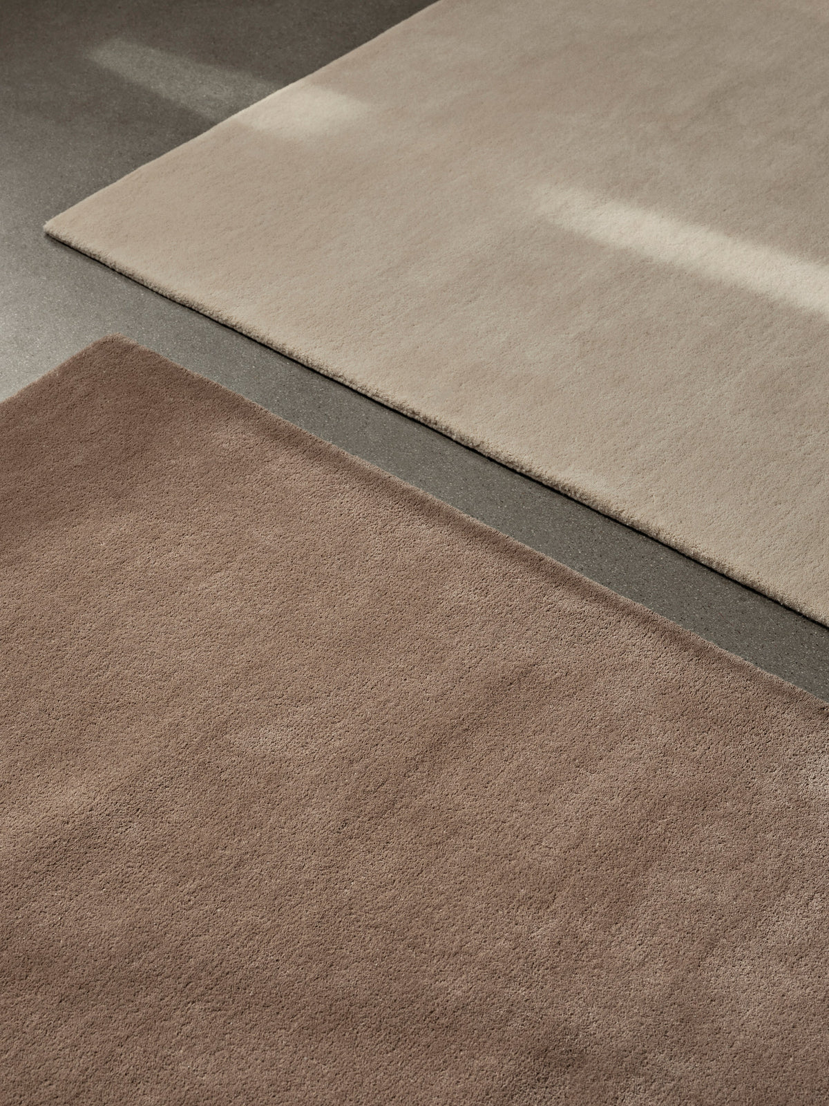 Stille Tufted Teppich 200 x 300 in Offwhite präsentiert im Onlineshop von KAQTU Design AG. Teppich ist von Ferm Living