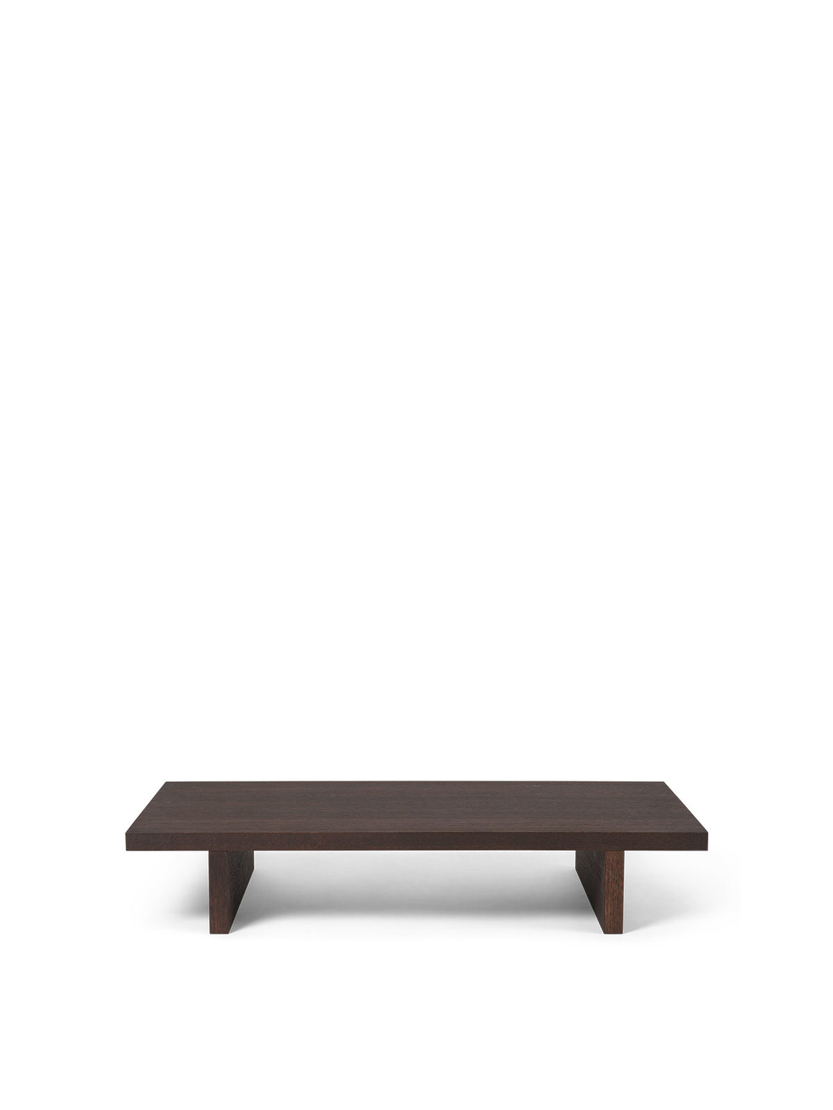 Kona Low Table in Dark Stained präsentiert im Onlineshop von KAQTU Design AG. Couchtisch ist von Ferm Living