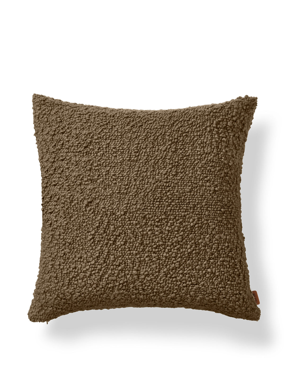 Moor Kissen in Olive präsentiert im Onlineshop von KAQTU Design AG. Deko Kissen ist von Ferm Living