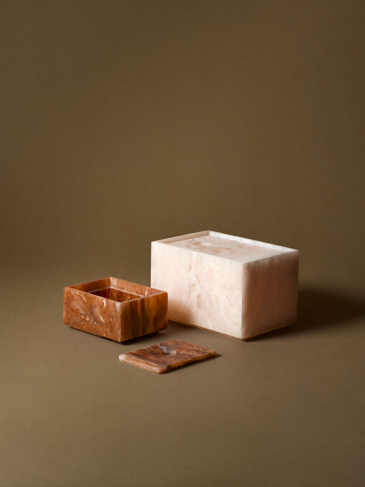 Mist Box in Sugar Kelp präsentiert im Onlineshop von KAQTU Design AG. Aufbewahrungsbehälter ist von Ferm Living