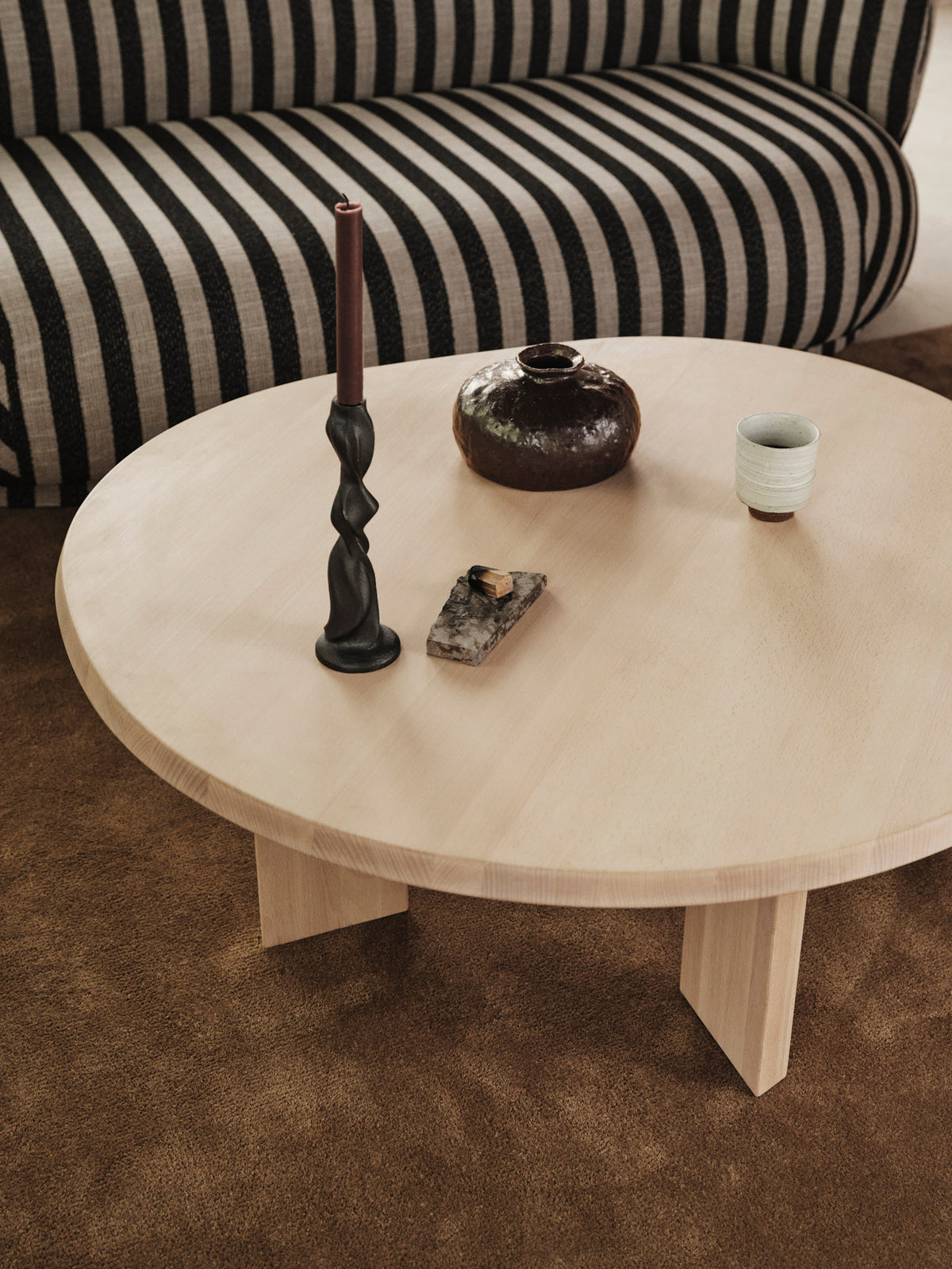 Tarn Coffee Table in White Oiled Beech präsentiert im Onlineshop von KAQTU Design AG. Couchtisch ist von Ferm Living