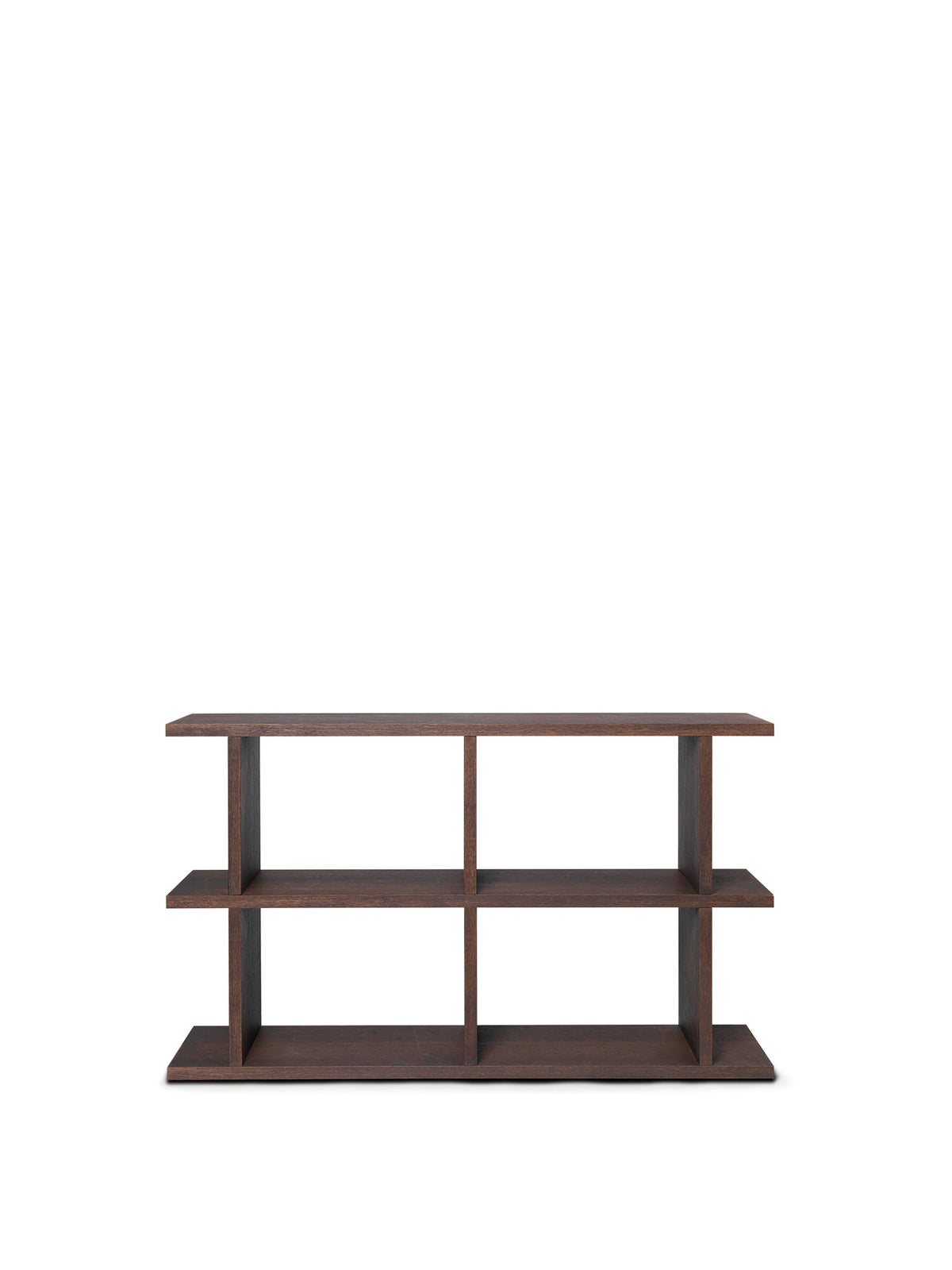 Kona Bücherregal 2x2 in Dark Stained präsentiert im Onlineshop von KAQTU Design AG. Bücherregal ist von Ferm Living