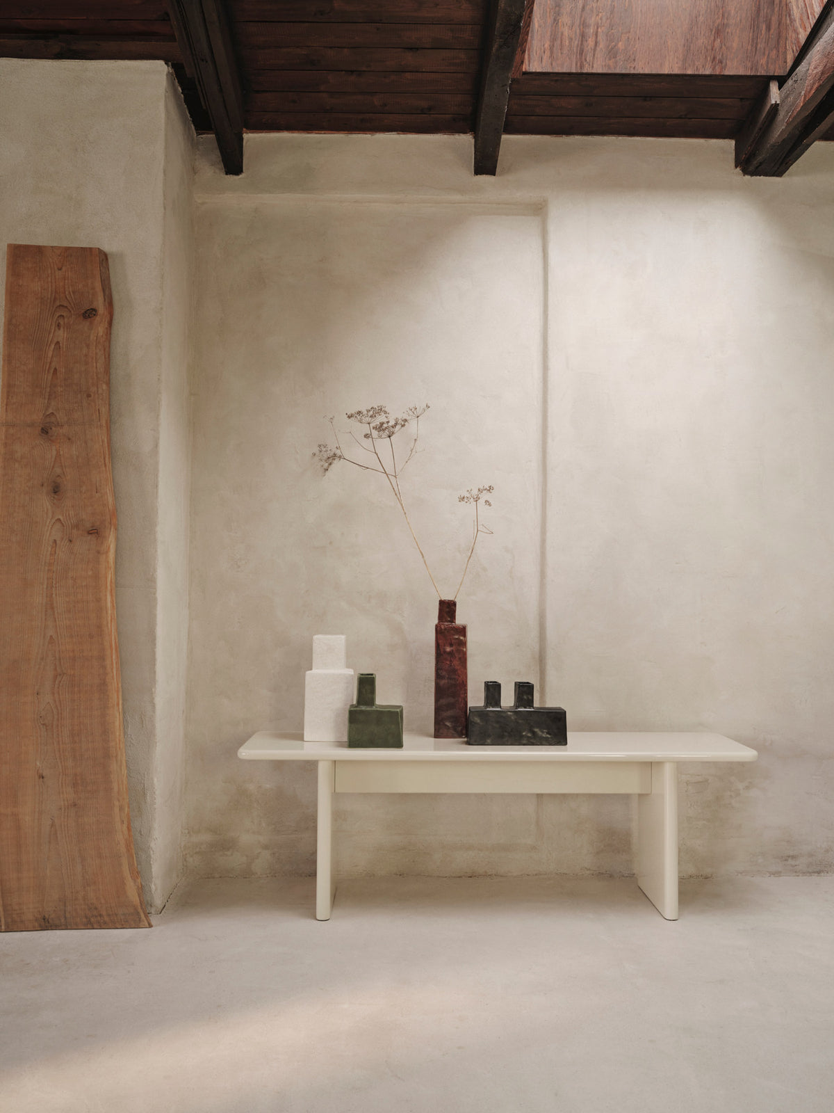 Koa Vase H20 in Dark Sage präsentiert im Onlineshop von KAQTU Design AG. Vase ist von Ferm Living