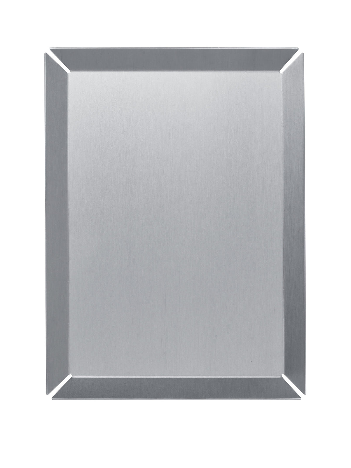 Press Briefablage in Aluminium präsentiert im Onlineshop von KAQTU Design AG. Schale ist von Ferm Living