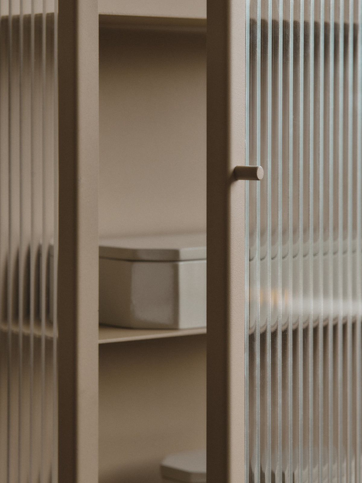 Nova Storage Box 20 x 10 in Light Celedon präsentiert im Onlineshop von KAQTU Design AG. Aufbewahrungsbox ist von Ferm Living