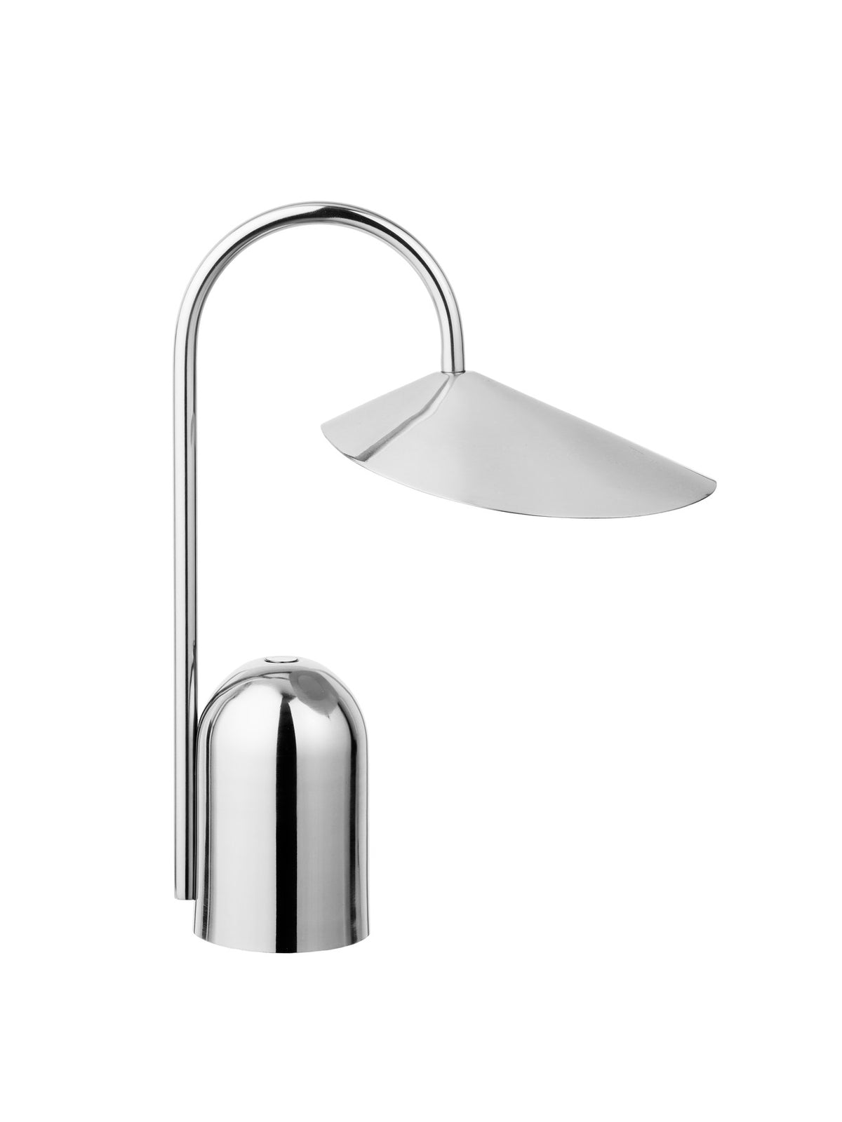 Arum portable Tischleuchte in Stainless Steel präsentiert im Onlineshop von KAQTU Design AG. Tischleuchte ist von Ferm Living