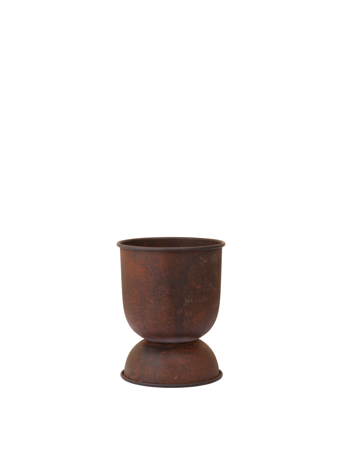 Hourglass Topf in Rust präsentiert im Onlineshop von KAQTU Design AG. Pflanzentopf Outdoor ist von Ferm Living