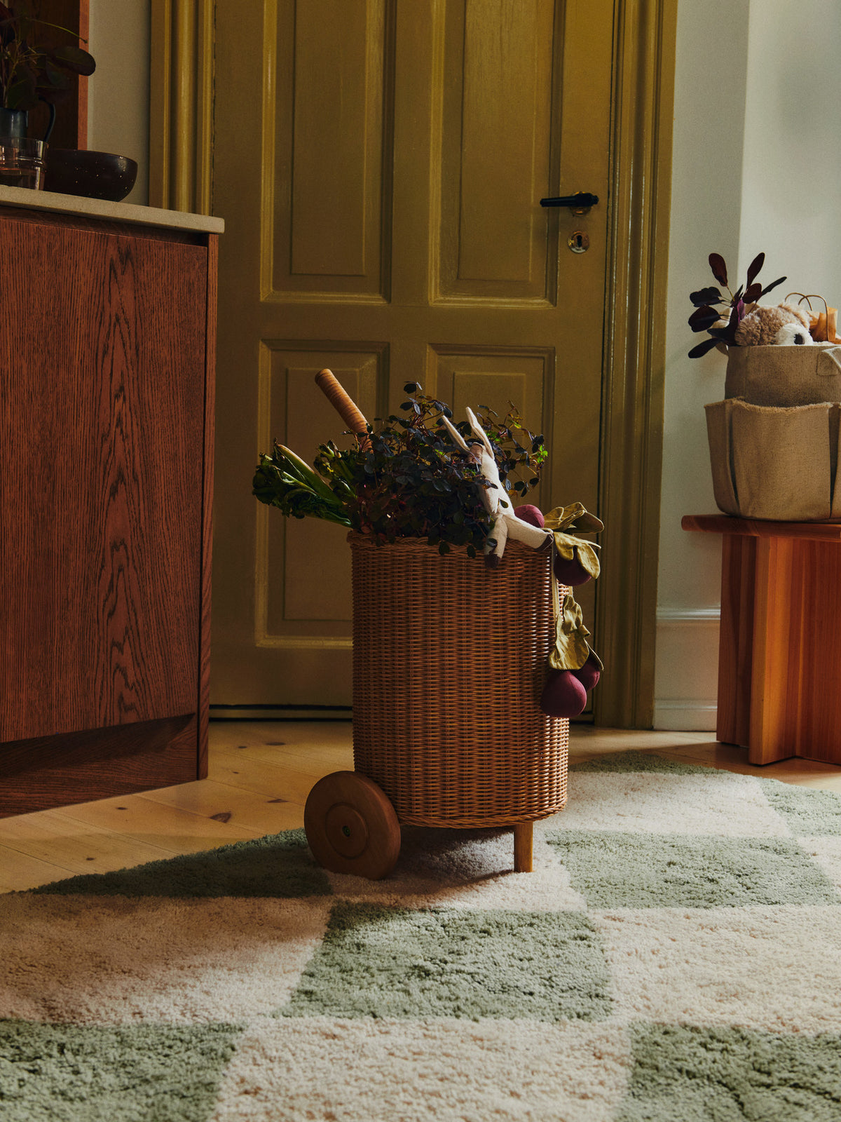 Hokan Textile Storage Ø30 in Natural präsentiert im Onlineshop von KAQTU Design AG. Aufbewahrungsbox ist von Ferm Living