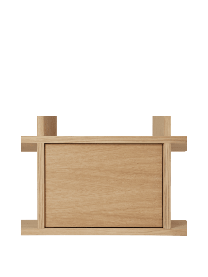 Elegantes Kona Bücherregal Cabinet Insert von Ferm Living in natürlichem Finish, ideal für stilvolle Aufbewahrung und Präsentation.