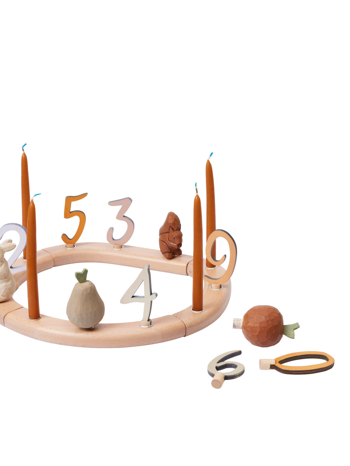 Loopi Celebration Ring in Multi präsentiert im Onlineshop von KAQTU Design AG. Ornament ist von Ferm Living