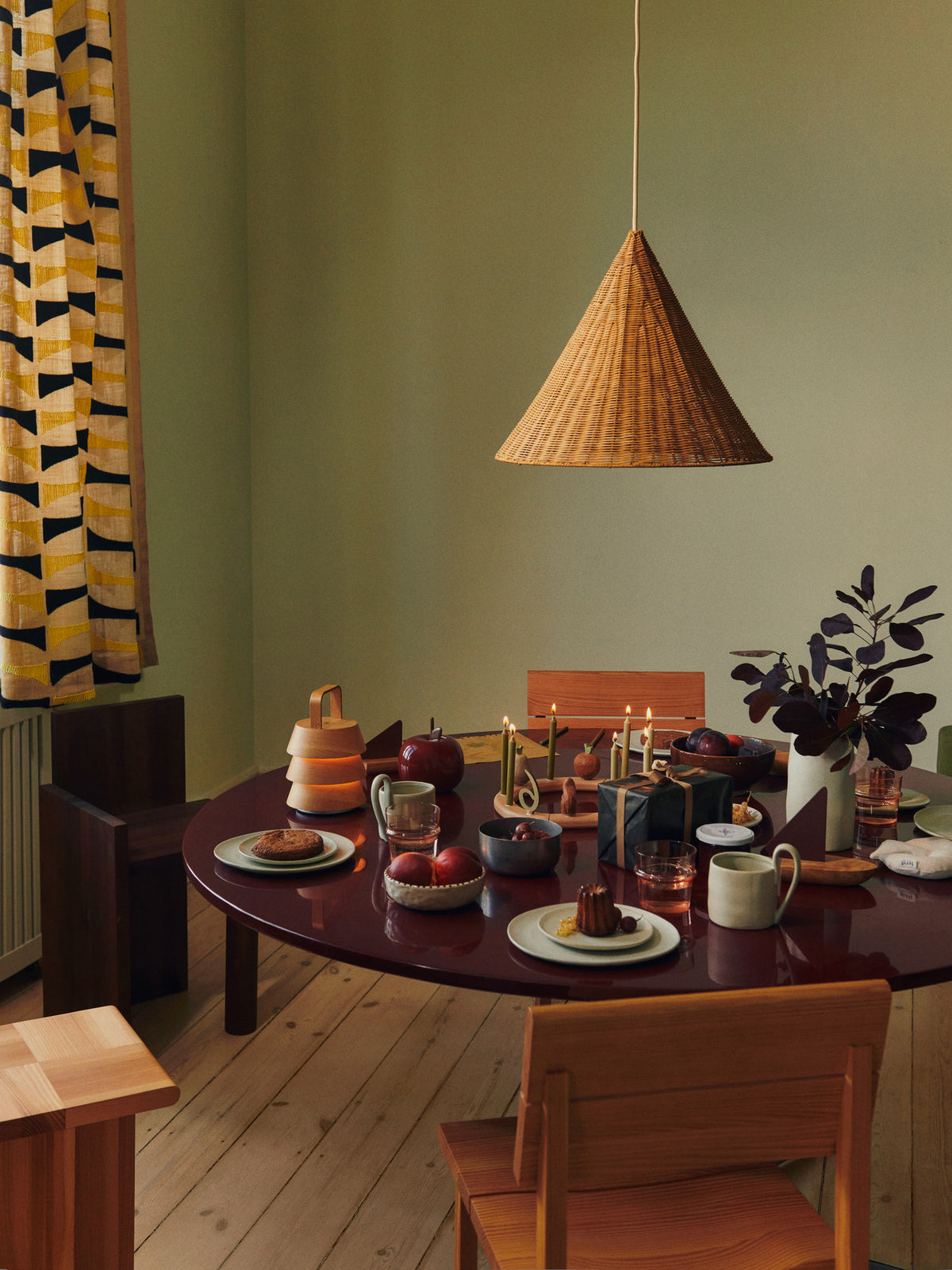 Loopi Celebration Ring in Multi präsentiert im Onlineshop von KAQTU Design AG. Ornament ist von Ferm Living