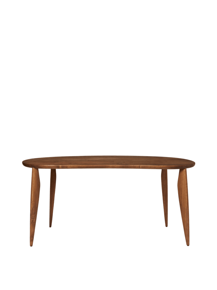 Moderner Feve Schreibtisch von Ferm Living aus edlem Walnussholz, perfekt für stilvolle Büros und kreative Arbeitsumgebungen.
