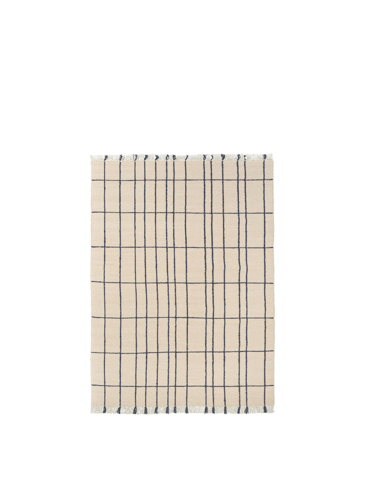 Flachgewebter Sen Teppich von Ferm Living in Parchment/Chestnut mit Karomuster, Reliefstruktur und Fransen an den Kanten, aus Wolle und Baumwolle.
