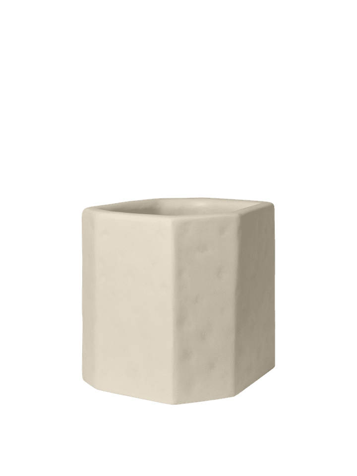 Staffa Pflanzentopf H36  in Ivory präsentiert im Onlineshop von KAQTU Design AG. Pflanzentopf Outdoor ist von Ferm Living