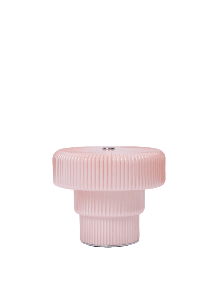 Ripple tragbare Tischlampe H10 in Pale Rose präsentiert im Onlineshop von KAQTU Design AG. Tischleuchte ist von Ferm Living