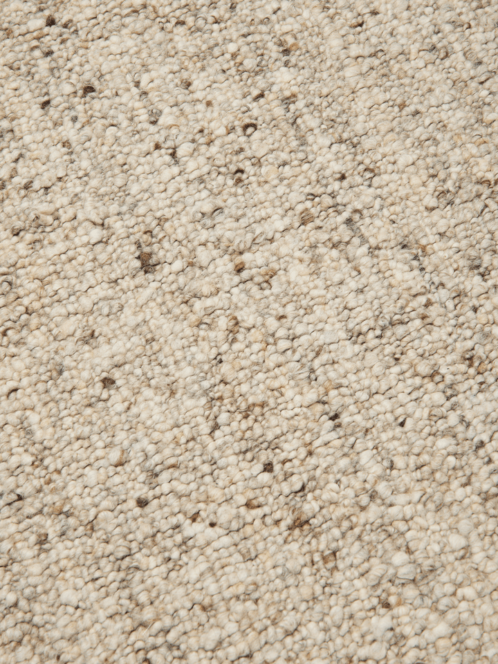 Seifa Teppich 140 x 200  in Oat Melange präsentiert im Onlineshop von KAQTU Design AG. Teppich ist von Ferm Living