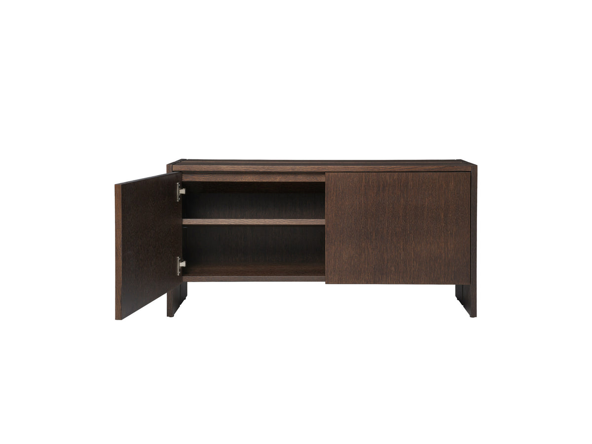 Parcel Hallway Sideboard H50 in Dark Stained Oak präsentiert im Onlineshop von KAQTU Design AG. Sideboard ist von Ferm Living