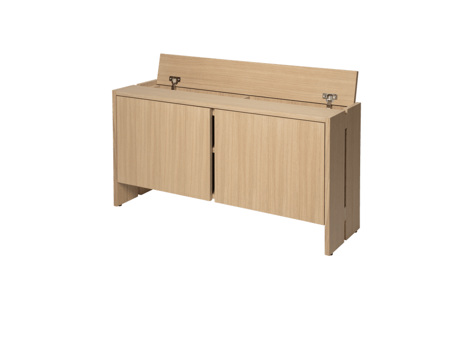 Stilvolles H50 Sideboard aus Eichenholz von Ferm Living, perfekt für Flure, vereint Funktionalität mit modernem, zeitgemäßem Design.