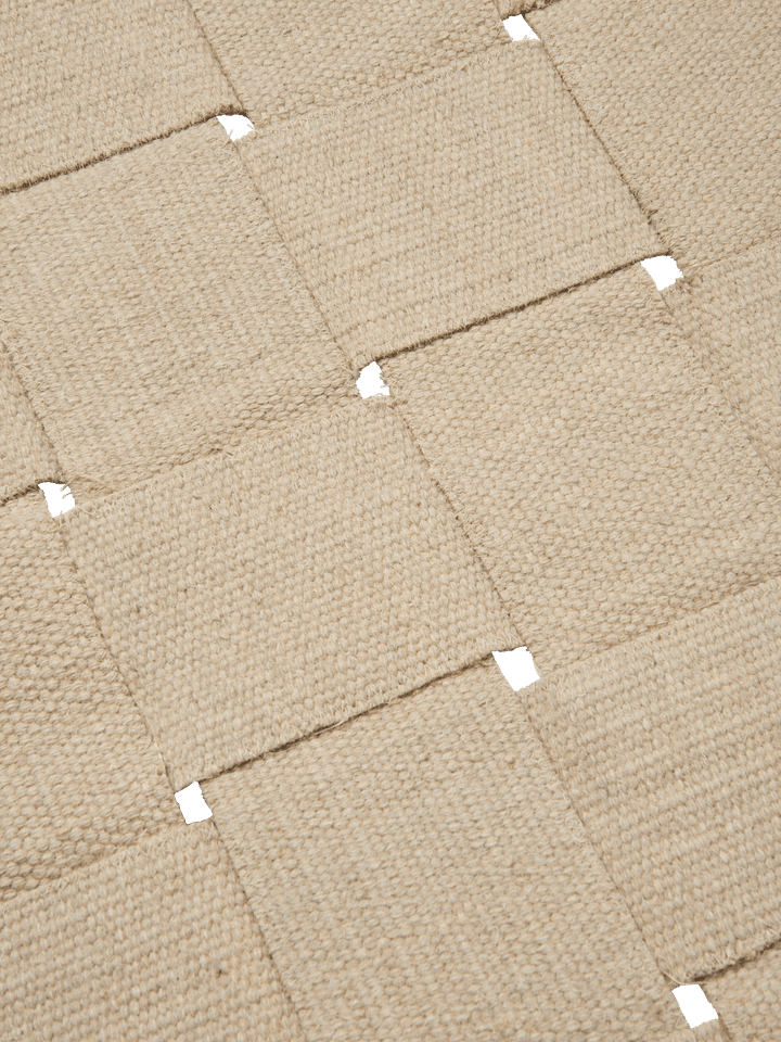 Eleganter Teppich Foundation Runner 80 x 200 von Ferm Living, ideal für stilvolle Akzente in jedem Raum.