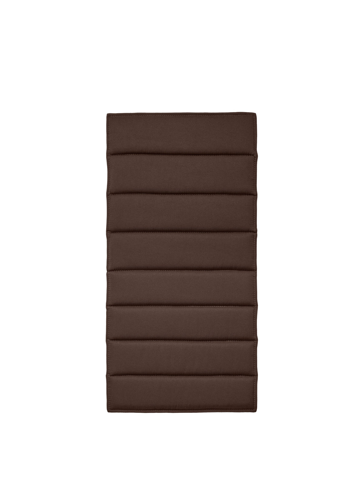 Dapple Kissen Esszimmerstuhl in Dark Chocolate präsentiert im Onlineshop von KAQTU Design AG. Gartenkissen ist von Ferm Living