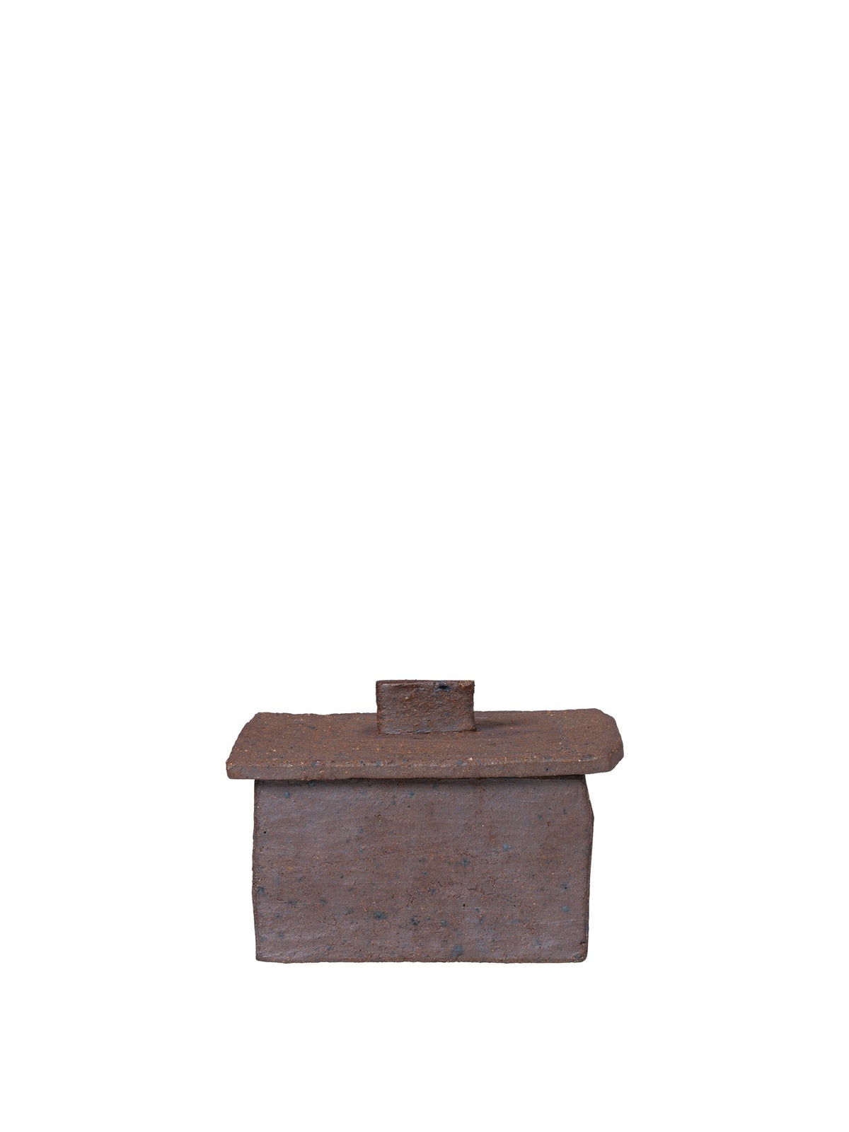 Aufbewahrungsbox Rume Box - 10 von Ferm Living aus glasiertem Steinzeug in der Farbe Soil, mit passendem Deckel, auf neutralem Hintergrund fotografiert