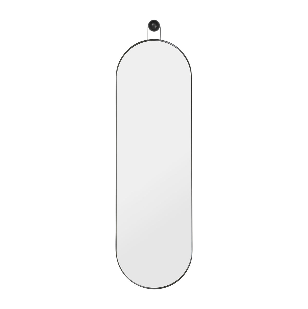 Poise Spiegel oval in Schwarz präsentiert im Onlineshop von KAQTU Design AG. Wandspiegel ist von Ferm Living