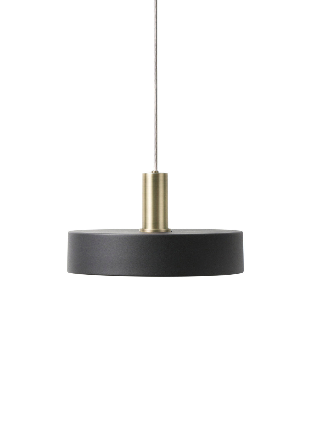 Collect Pendellampe tief in Messing präsentiert im Onlineshop von KAQTU Design AG. Pendelleuchte ist von Ferm Living