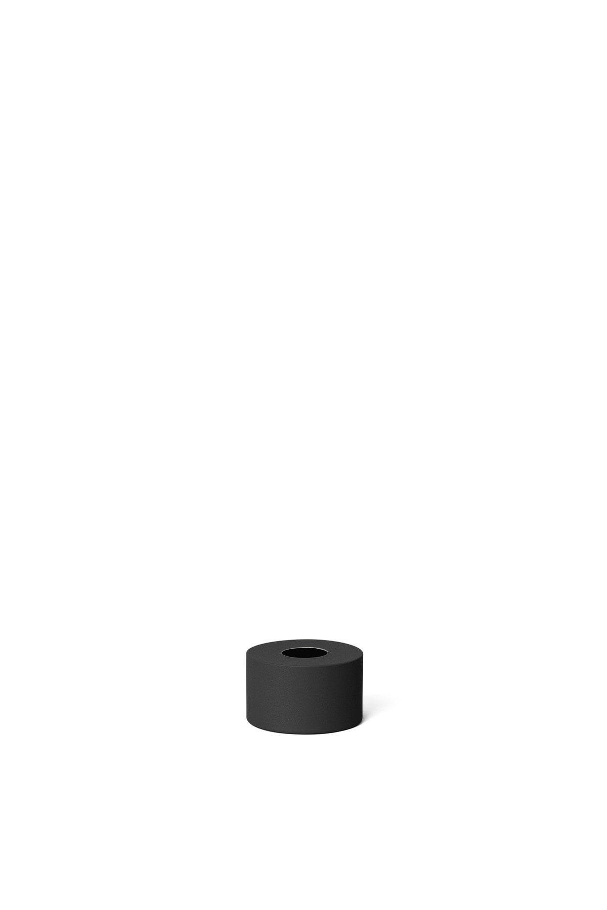 Collect Lampenschirm Disc Shade in Schwarz präsentiert im Onlineshop von KAQTU Design AG. Lampenschirm ist von Ferm Living