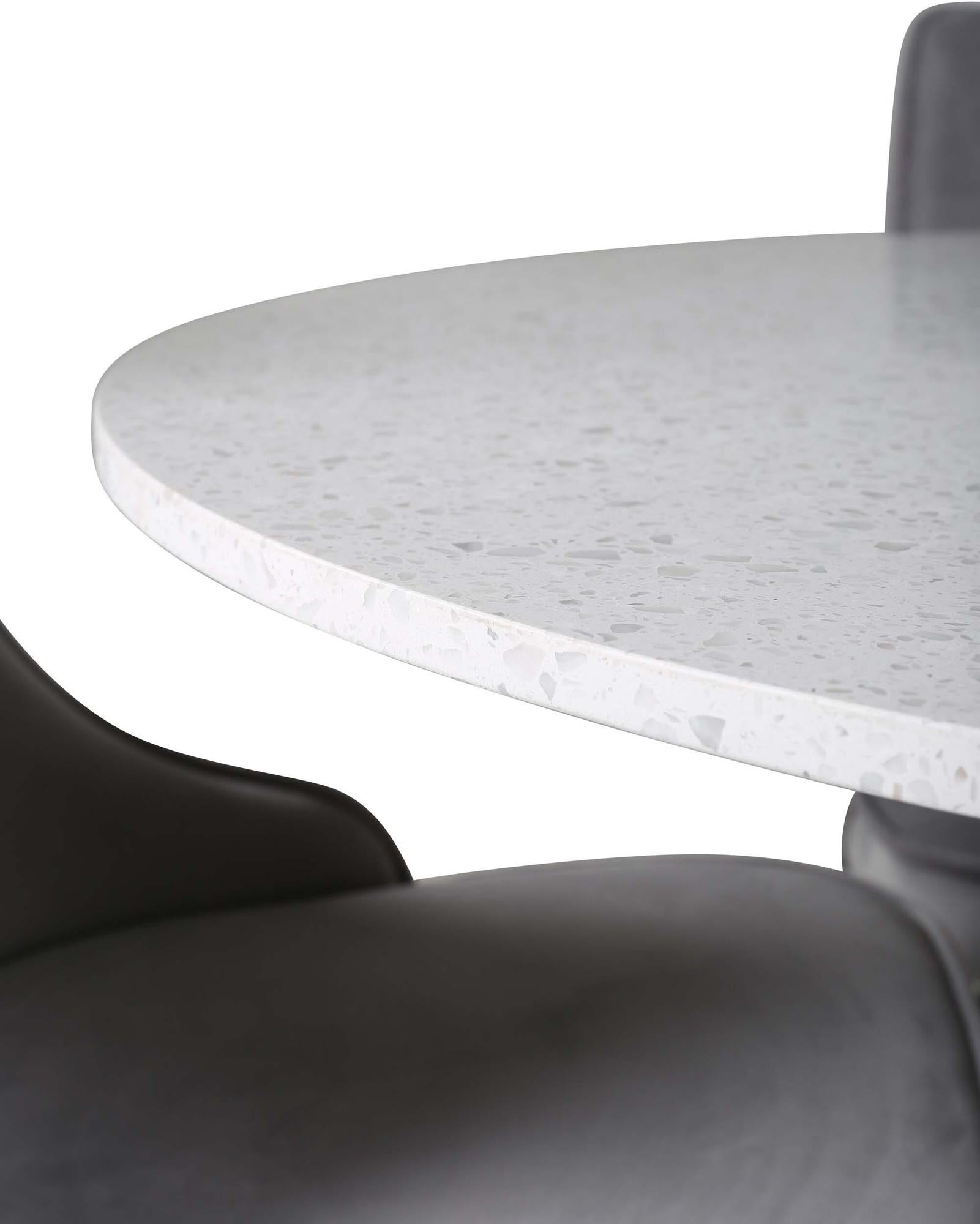 Razzia Esszimmerset + Velvet Deluxe ⌀106cm/4St. in Grau / Schwarz präsentiert im Onlineshop von KAQTU Design AG. Esszimmerset ist von Venture Home